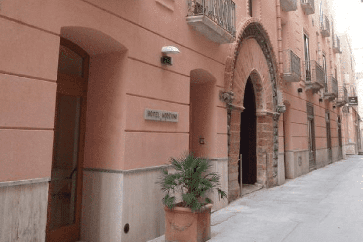 1 galleria hotel moderno hotel trapani centro.png-hotel-al-centro-di-trapani
